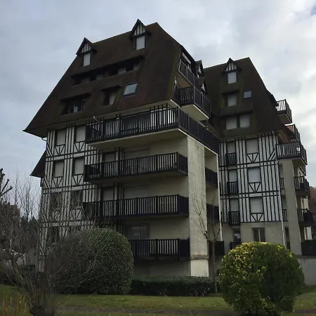 Vue Rue Des * دوفييل