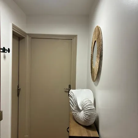 Vue Rue Des دوفييل